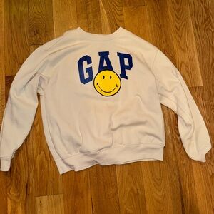 Men’s smiley face gap sweaters